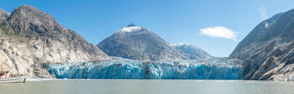 Prince William Sound glacier cruise from Whittier Alaska